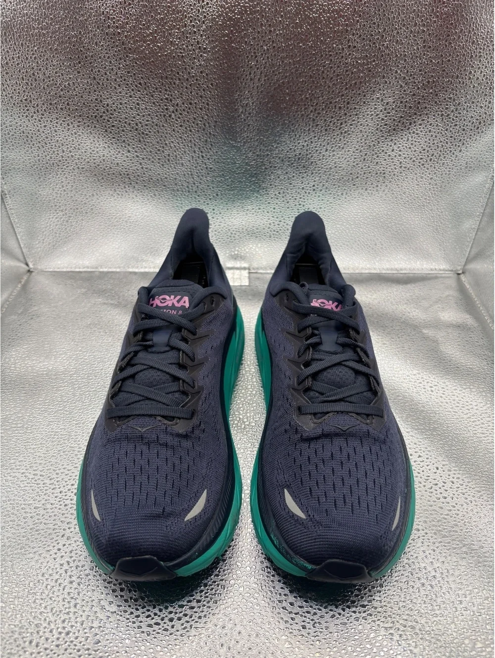 Hoka Clifton 8 outer space